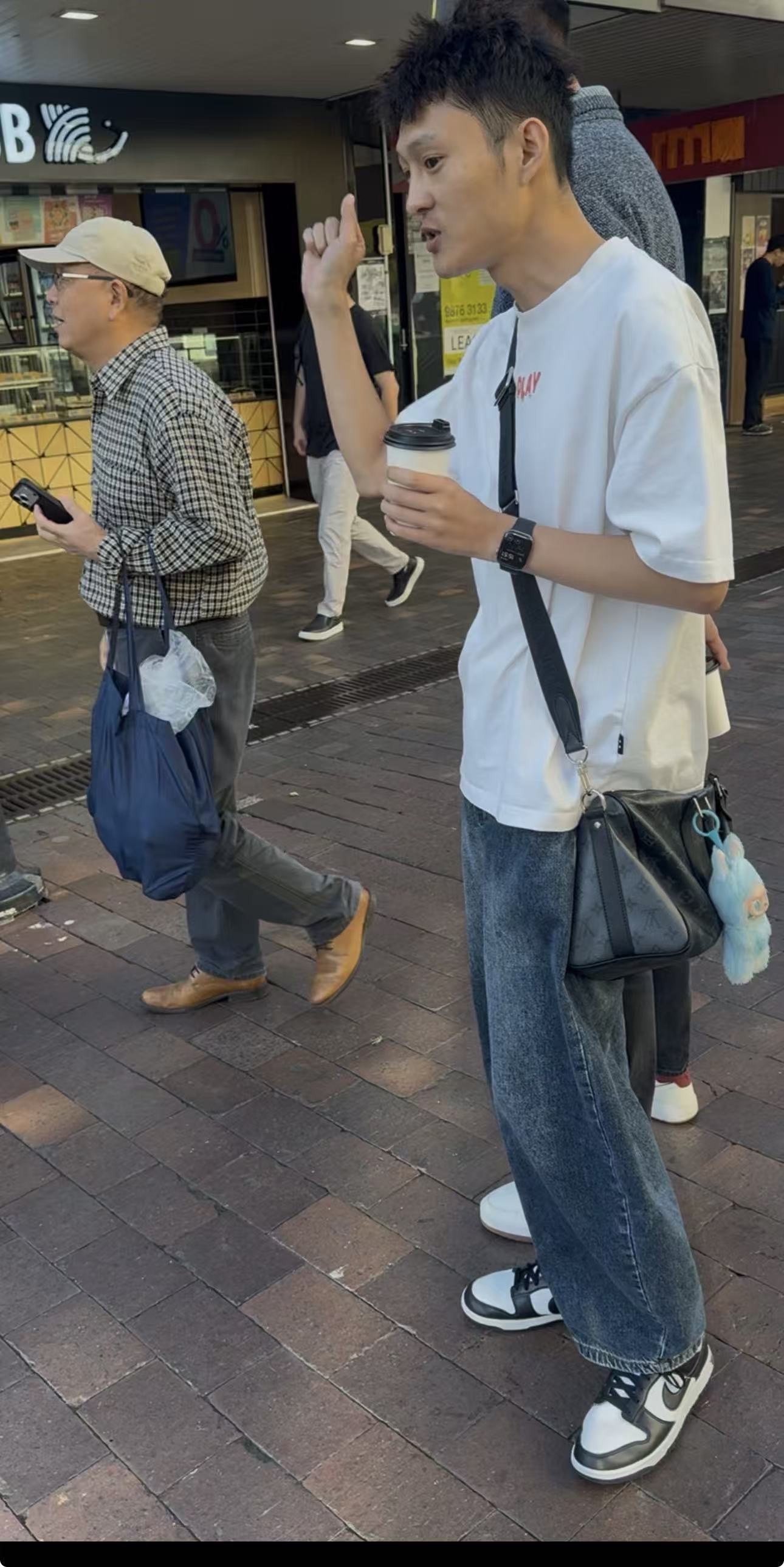 街头表达