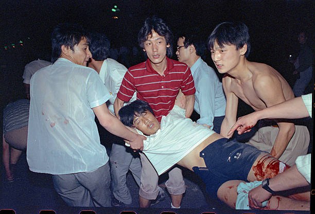 受伤者 / Injured Civilian